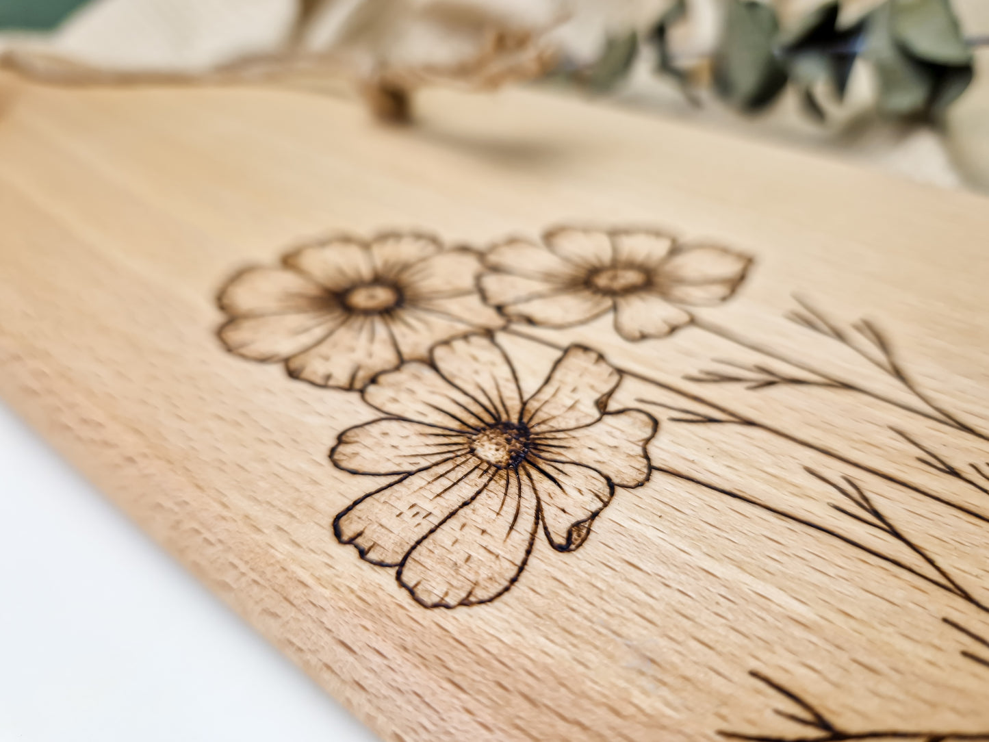 Sulfur Cosmos Serving Board