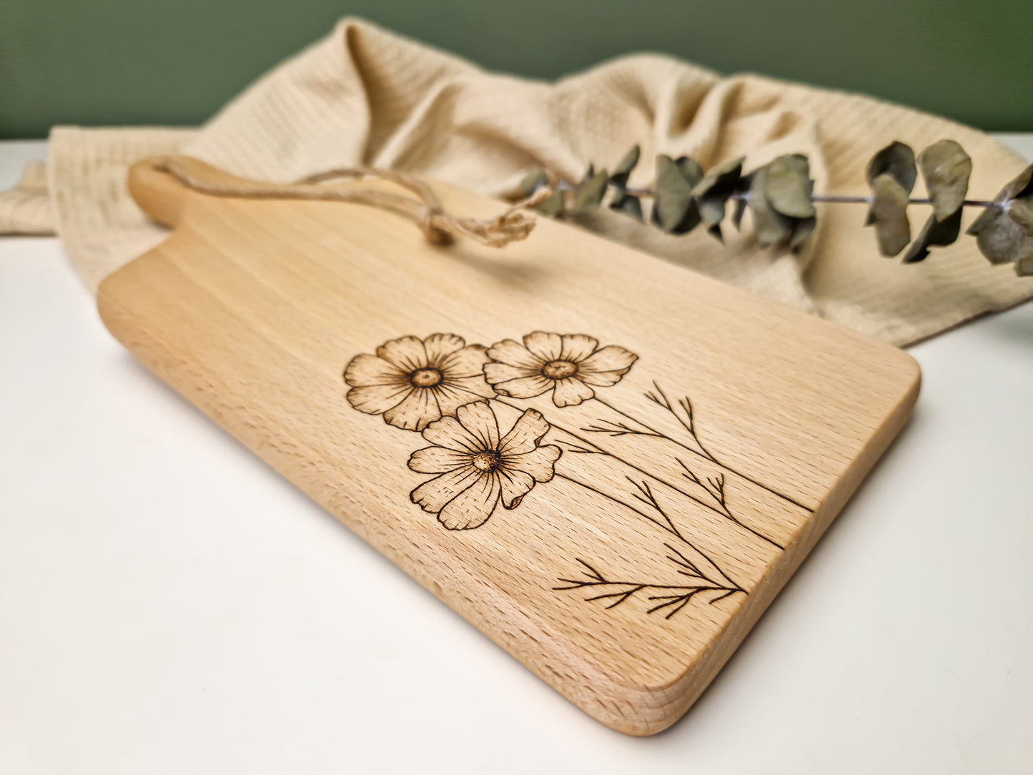 Sulfur Cosmos Serving Board